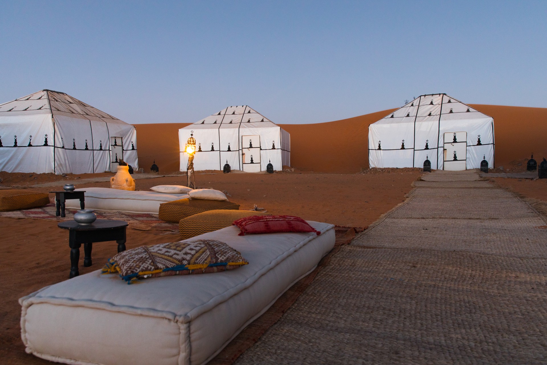 sahara desert camp tent