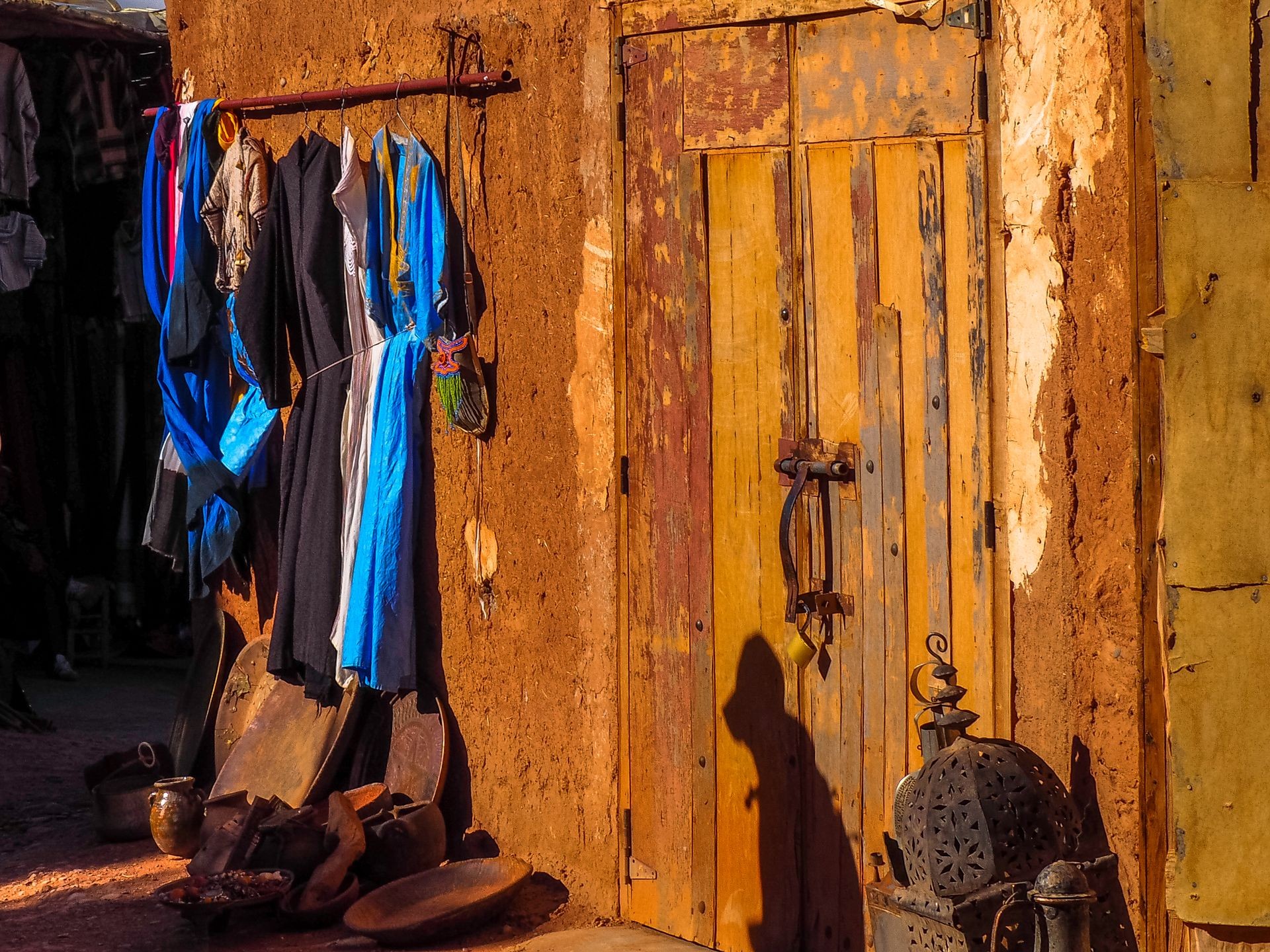 back alley scene in Ait BenHaddou Morocco